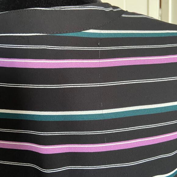 Torrid Womens Tank 00 M 10 Lexie Stripe Georgette Tunic Black Forest Green White - Picture 9 of 9